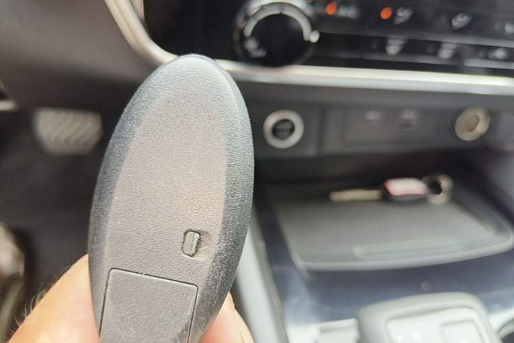 Used Nissan X-Trail 2021 VC-Turbo 300 CVT 2WD Comfort Edition Vehicle Key