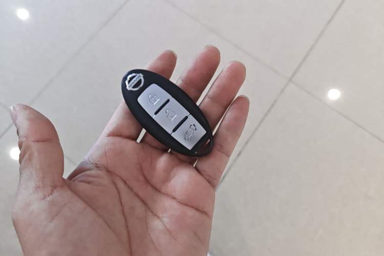 Used Nissan X-Trail 2021 2.5L CVT 4WD XL ITS Luxury Navigation Edition Vehicle Key
