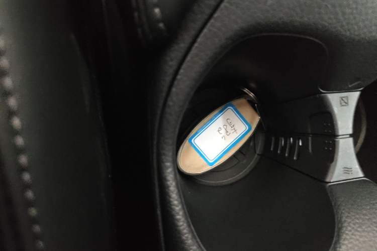 Used Nissan X-Trail 2021 2.0L CVT 2WD XL Premium SmartConnect Deluxe Edition Vehicle Key