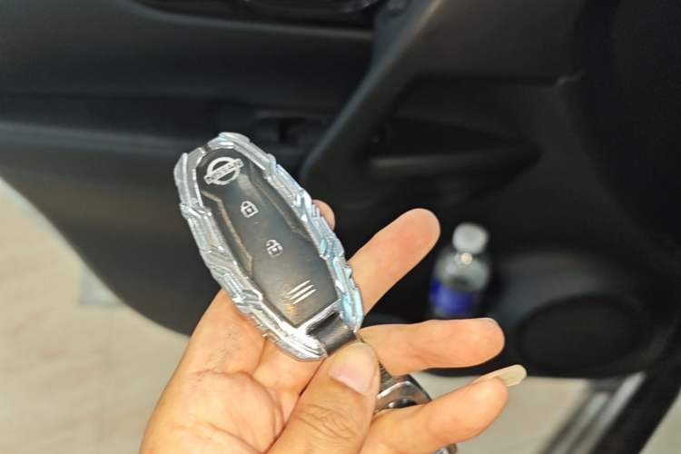 Used Nissan X-Trail 2021 2.0L CVT 2WD XL ITS SmartConnect Comfort Edition Vehicle Key