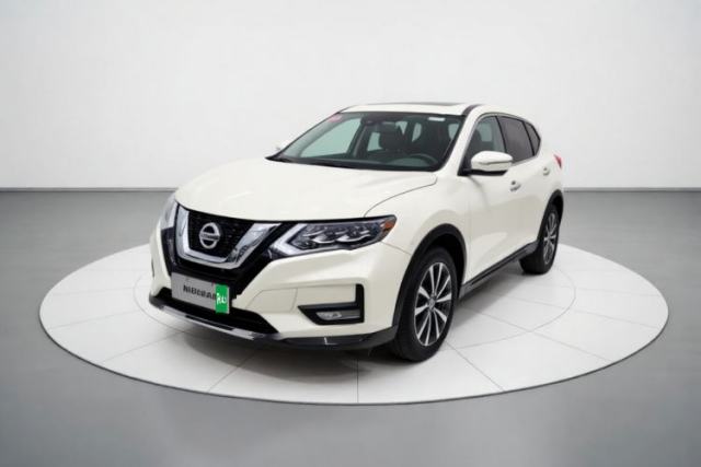 Ojetý Nissan X-Trail 2021 2.0L CVT 2WD XL Premium SmartConnect Deluxe Edition