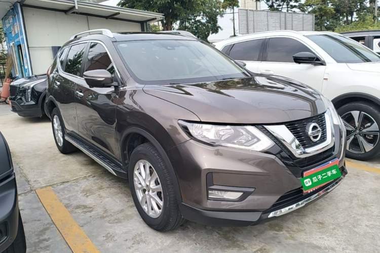 Used Nissan X-Trail 2021 2.0L CVT 2WD XL ITS SmartConnect Comfort Edition Front Right 45 Deg