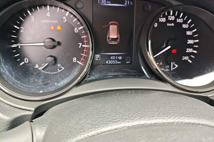 Used Nissan X-Trail 2021 2.0L CVT 2WD XL Premium SmartConnect Deluxe Edition Odometer Close Up