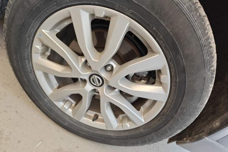 Used Nissan X-Trail 2022 2.0L Two-Wheel Drive Smart Connect Premium Edition Exterior 7