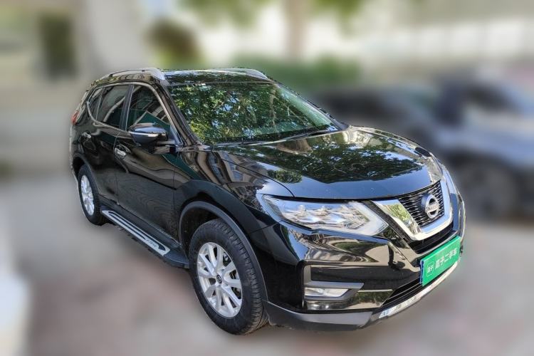 Used Nissan X-Trail 2022 2.0L Two-Wheel Drive Smart Connect Premium Edition Front Right 45 Deg