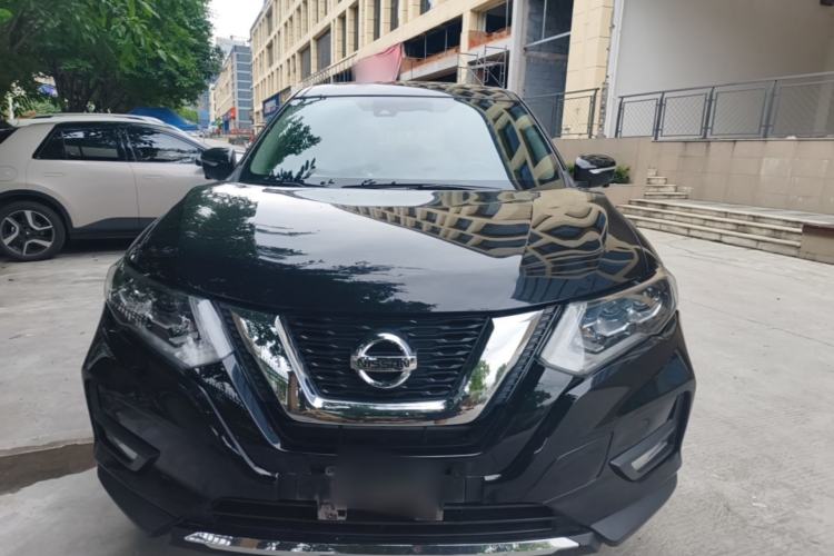 Used Nissan X-Trail 2022 2.0L Two-Wheel Drive Smart Connect Premium Edition Front