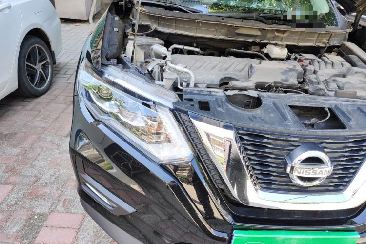 Used Nissan X-Trail 2022 2.0L Two-Wheel Drive Smart Connect Premium Edition Right Front Headlight