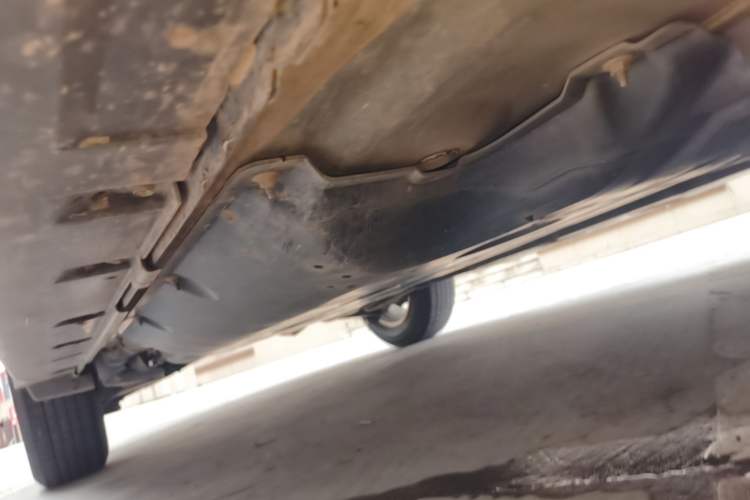 Used Nissan X-Trail 2022 2.0L Two-Wheel Drive Smart Connect Premium Edition Right Side Sill