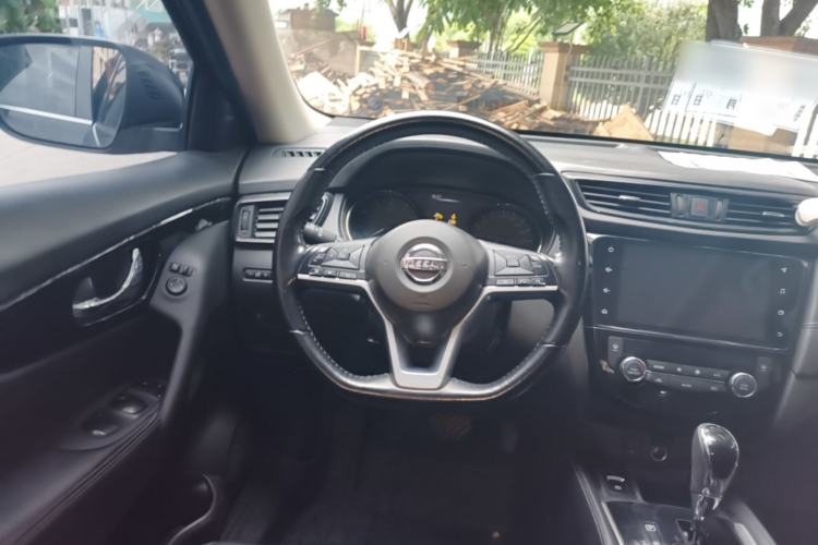 Used Nissan X-Trail 2022 2.0L Two-Wheel Drive Smart Connect Premium Edition Steering Wheel