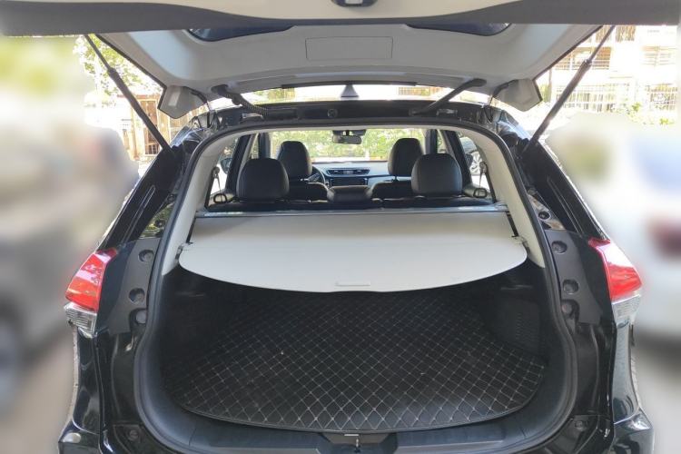 Used Nissan X-Trail 2022 2.0L Two-Wheel Drive Smart Connect Premium Edition Trunk