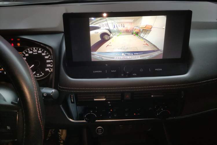 Used Nissan X-Trail 2022 VC-Turbo 300 CVT 2WD Star & Moon Limited Edition Audio And AC Panel