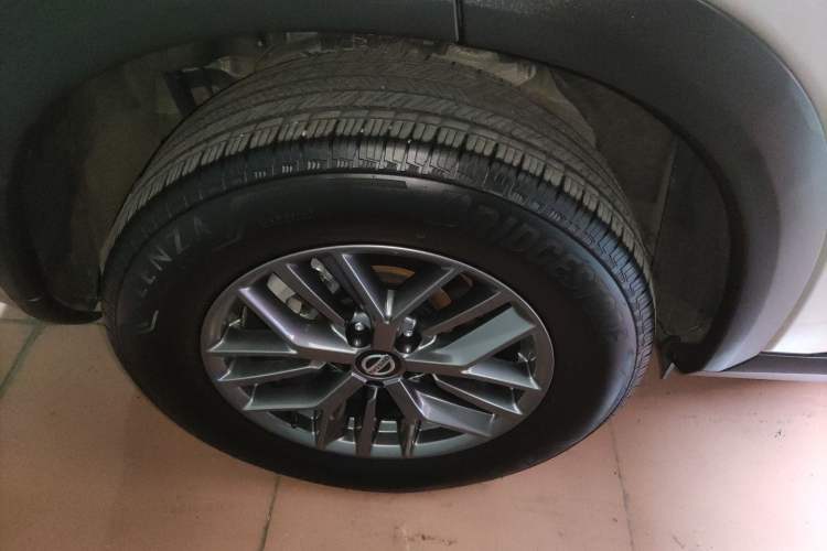 Used Nissan X-Trail 2022 VC-Turbo 300 CVT 2WD Star & Moon Limited Edition Exterior 3