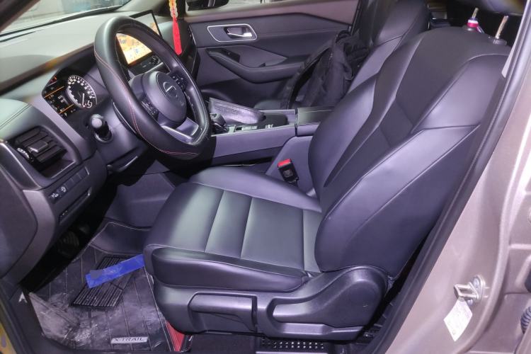 Used Nissan X-Trail 2022 VC-Turbo 300 CVT 2WD Star & Moon Limited Edition Left Front Seat