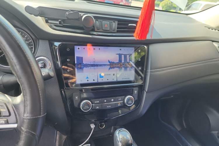 Used Nissan X-Trail 2022 2.0L Two-Wheel Drive Smart Connect Premium Edition Audio And AC Panel