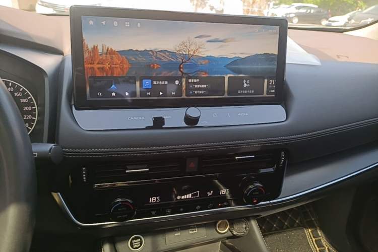 Used Nissan X-Trail 2022 VC-Turbo 300 CVT 2WD Star & Moon Limited Edition Audio And AC Panel