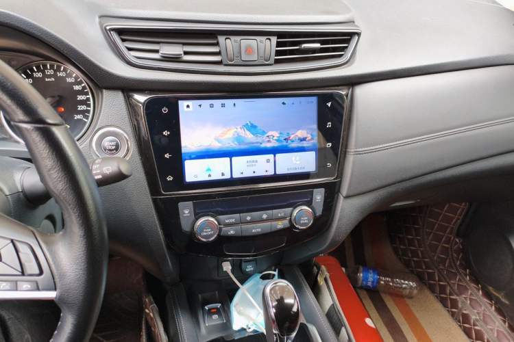 Used Nissan X-Trail 2022 2.0L Two-Wheel Drive Smart Connect & Comfort Edition Audio And AC Panel