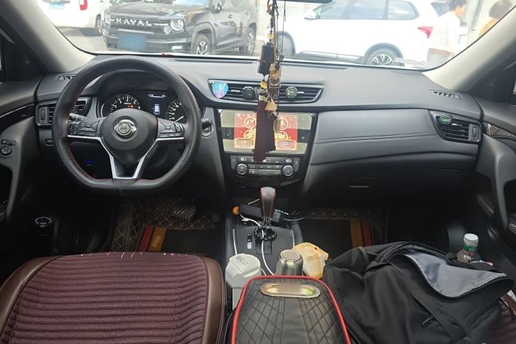Used Nissan X-Trail 2022 2.0L Two-Wheel Drive Smart Connect Premium Edition Center Console