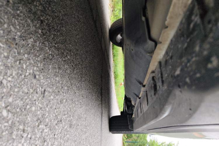 Used Nissan X-Trail 2022 Revised Version 2.0L Two-Wheel Drive Smart Connect Premium Edition Chassis Front Left