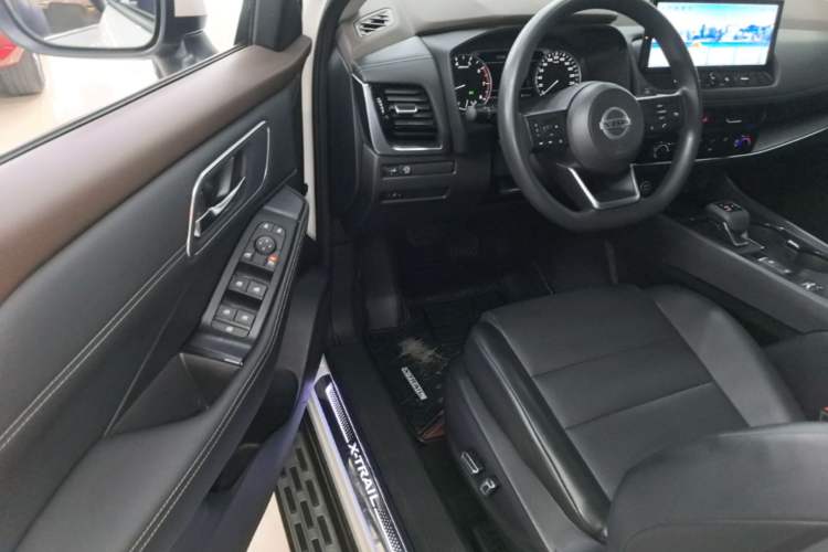 Used Nissan X-Trail 2022 VC-Turbo 300 CVT 2WD Star & Moon Limited Edition Driver Seat