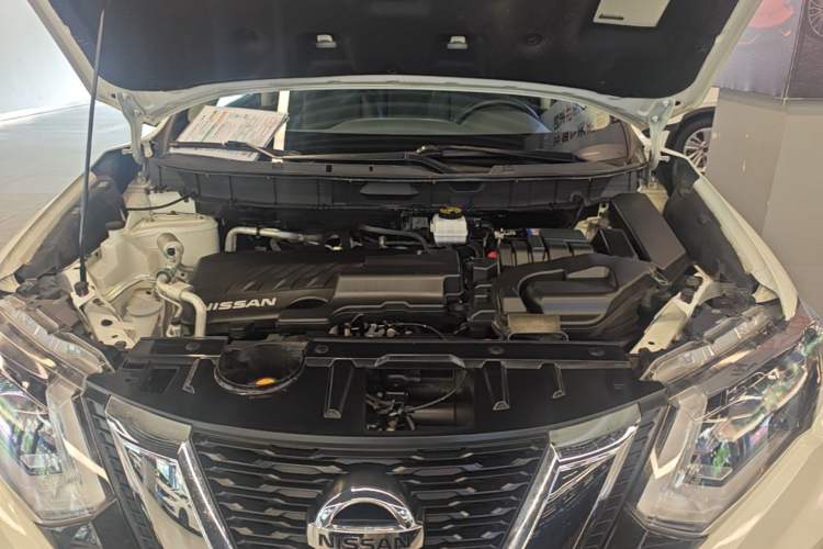 Used Nissan X-Trail 2022 2.0L Two-Wheel Drive Smart Connect Premium Edition Engine Bay