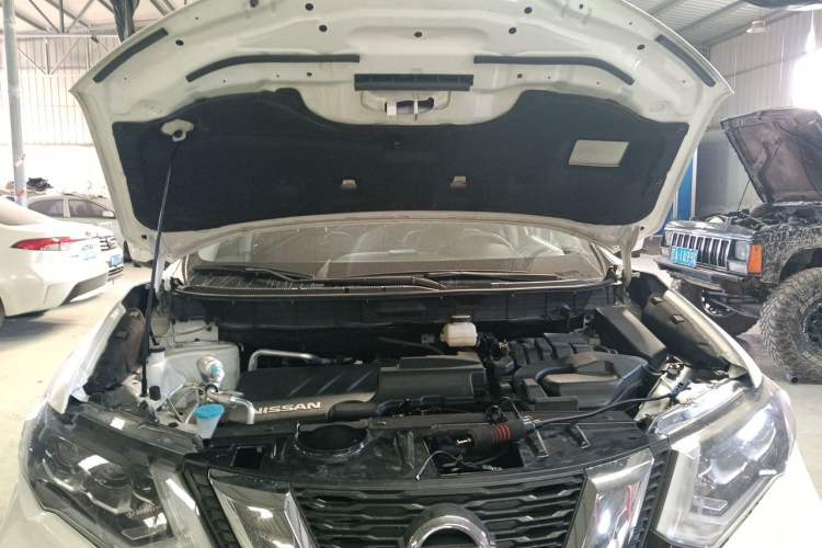 Used Nissan X-Trail 2022 2.0L Two-Wheel Drive Smart Connect Premium Edition Engine Bay