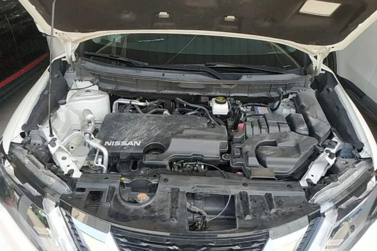 Used Nissan X-Trail 2022 Revised Version 2.0L Two-Wheel Drive Smart Connect & Comfort Edition Engine Bay