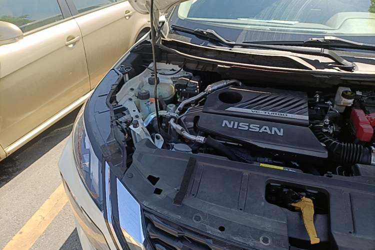 Used Nissan X-Trail 2022 VC-Turbo 300 CVT 2WD Star & Moon Limited Edition Engine Bay Right