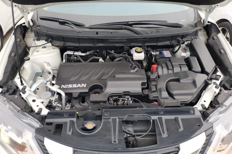 Used Nissan X-Trail 2022 2.0L Two-Wheel Drive Smart Connect Premium Edition Engine Bay
