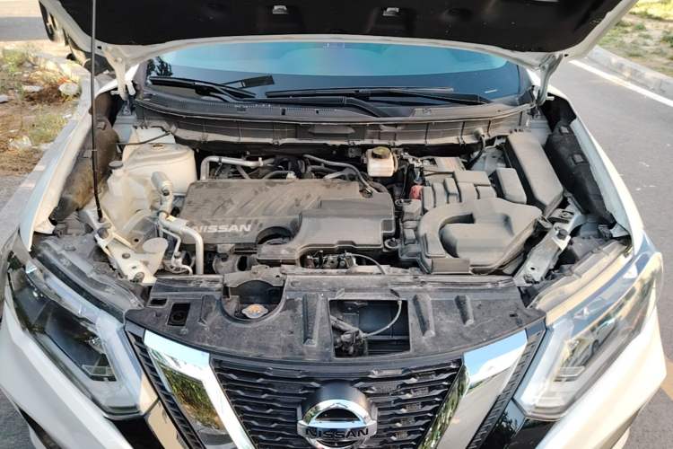 Used Nissan X-Trail 2022 2.0L Two-Wheel Drive Smart Connect & Comfort Edition Engine Bay