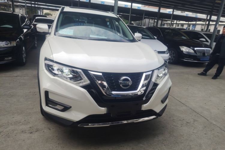 Used Nissan X-Trail 2022 2.0L Two-Wheel Drive Smart Connect Premium Edition Exterior 1