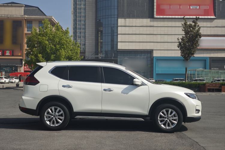 Used Nissan X-Trail 2022 Revised Version 2.0L Two-Wheel Drive Smart Connect & Comfort Edition Exterior 10