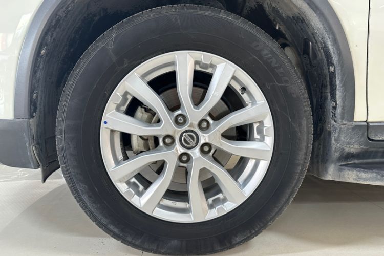 Used Nissan X-Trail 2022 2.0L Two-Wheel Drive Smart Connect Premium Edition Exterior 11