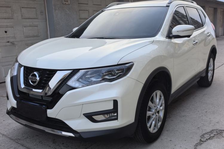 Used Nissan X-Trail 2022 2.0L Two-Wheel Drive Smart Connect Premium Edition Exterior 2