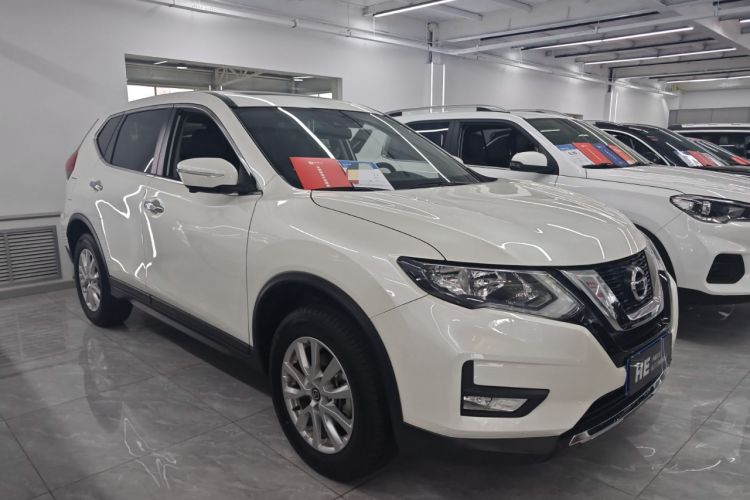 Used Nissan X-Trail 2022 Revised Version 2.0L Two-Wheel Drive Smart Connect & Comfort Edition Exterior 2