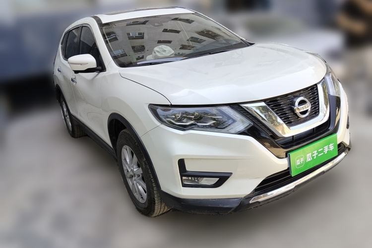 Used Nissan X-Trail 2022 Revised Version 2.0L Two-Wheel Drive Smart Connect Premium Edition Exterior 2