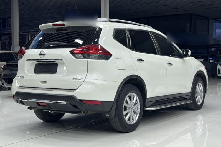 Used Nissan X-Trail 2022 2.0L Two-Wheel Drive Smart Connect Premium Edition Exterior 3