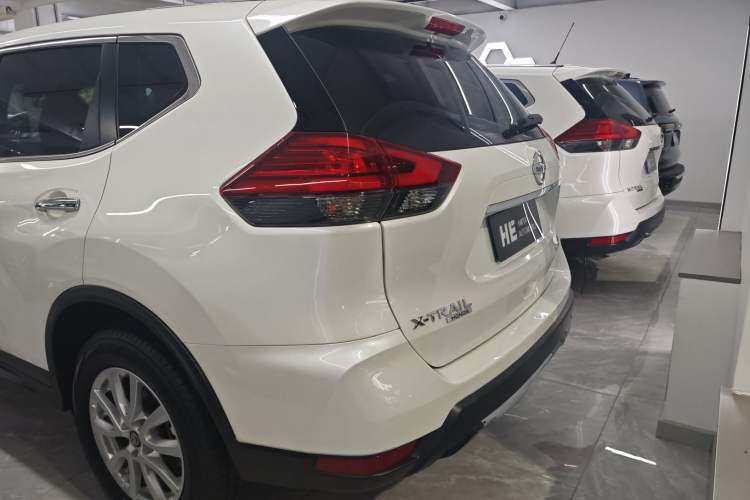 Used Nissan X-Trail 2022 Revised Version 2.0L Two-Wheel Drive Smart Connect & Comfort Edition Exterior 4