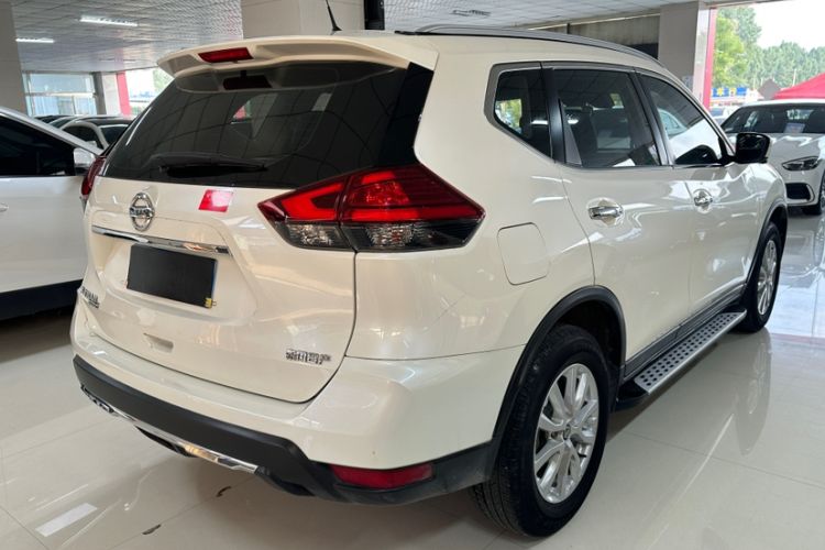 Used Nissan X-Trail 2022 2.0L Two-Wheel Drive Smart Connect Premium Edition Exterior 4