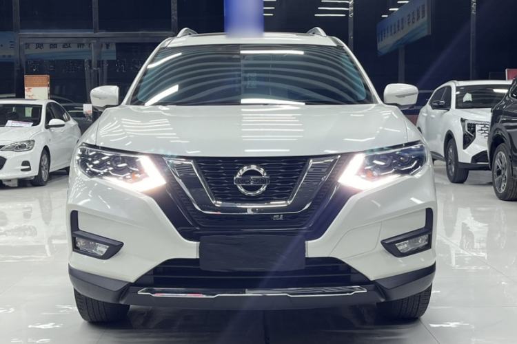 Used Nissan X-Trail 2022 2.0L Two-Wheel Drive Smart Connect Premium Edition Exterior 4