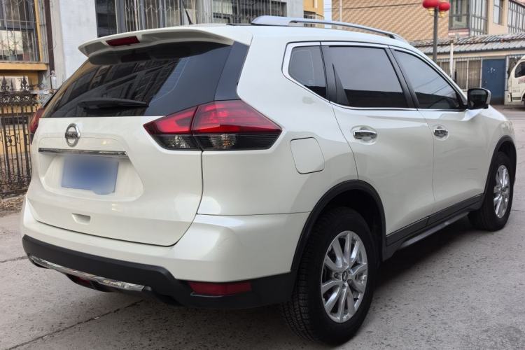 Used Nissan X-Trail 2022 2.0L Two-Wheel Drive Smart Connect Premium Edition Exterior 5