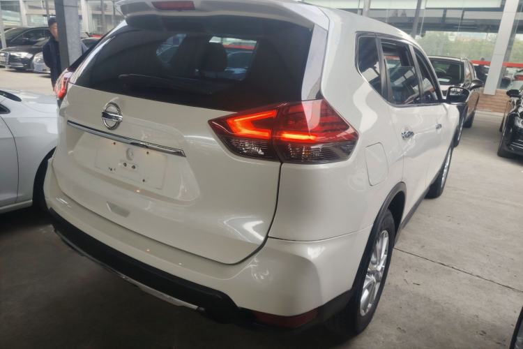 Used Nissan X-Trail 2022 2.0L Two-Wheel Drive Smart Connect Premium Edition Exterior 5