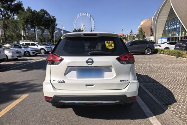 Used Nissan X-Trail 2022 Revised Version 2.0L Two-Wheel Drive Smart Connect Premium Edition Exterior 6