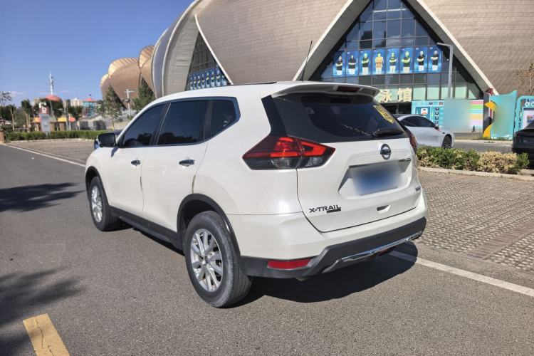 Used Nissan X-Trail 2022 Revised Version 2.0L Two-Wheel Drive Smart Connect Premium Edition Exterior 8