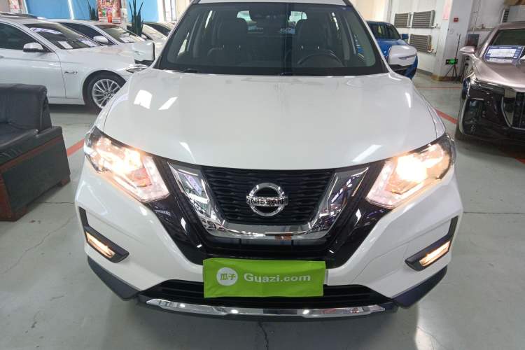 Used Nissan X-Trail 2022 2.0L Two-Wheel Drive Smart Connect & Comfort Edition Front