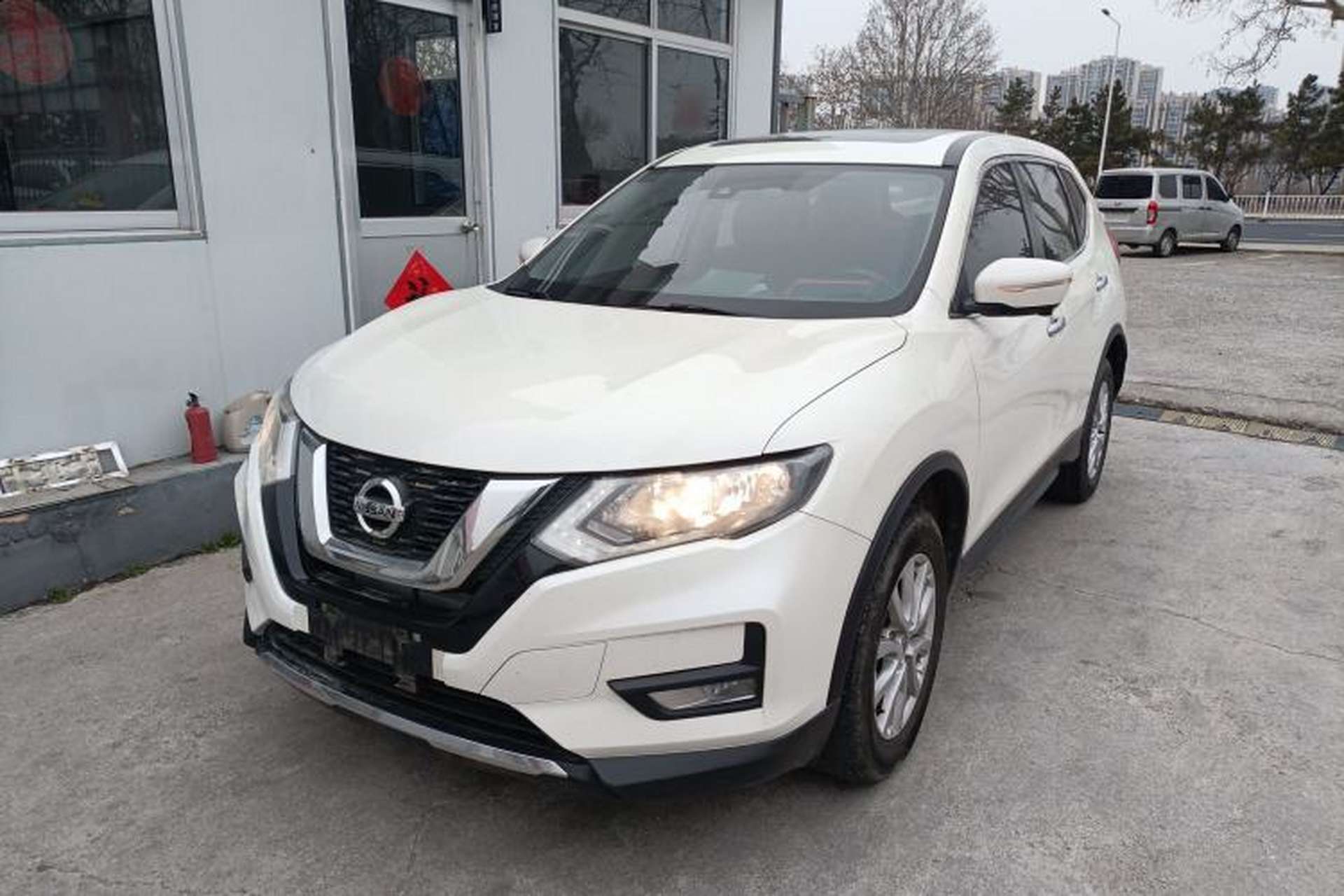 Used Nissan X-Trail 2022 2.0L Two-Wheel Drive Smart Connect & Comfort Edition Front Left 45 Deg