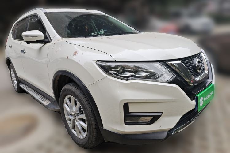 Used Nissan X-Trail 2022 Revised Version 2.0L Two-Wheel Drive Smart Connect Premium Edition Front Right 45 Deg