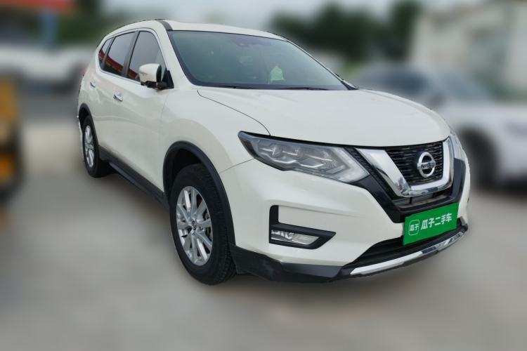 Used Nissan X-Trail 2022 2.0L Two-Wheel Drive Smart Connect Premium Edition Front Right 45 Deg