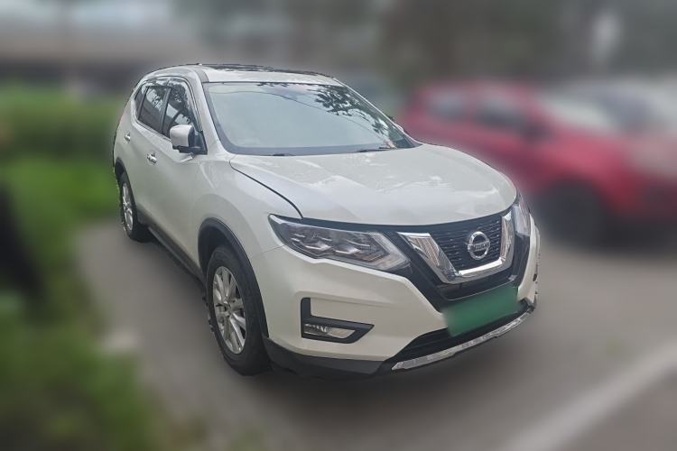Used Nissan X-Trail 2022 2.0L Two-Wheel Drive Smart Connect Premium Edition Front Right 45 Deg