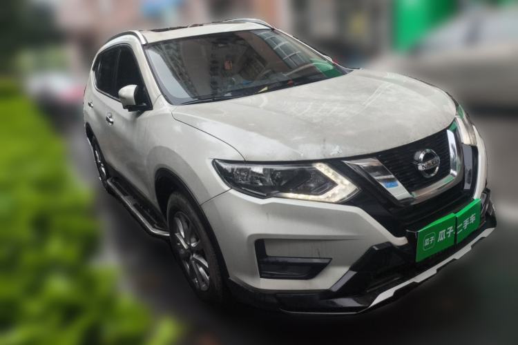 Used Nissan X-Trail 2022 2.0L Two-Wheel Drive Smart Connect & Comfort Edition Front Right 45 Deg
