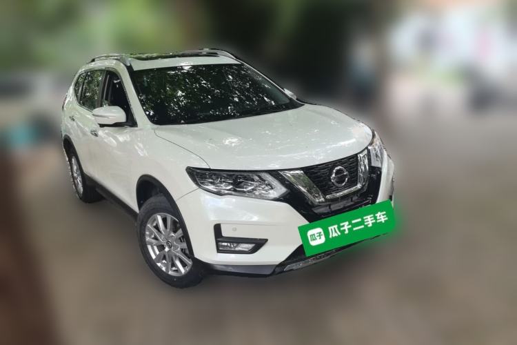 Used Nissan X-Trail 2022 2.0L Two-Wheel Drive Smart Connect Premium Edition Front Right 45 Deg